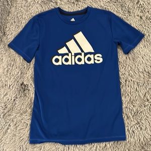 Boys Adidas short sleeve Climalite tee. Size M